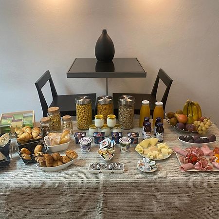 A Ca Du Barba Ge Bed & Breakfast Vallebona Bagian luar foto
