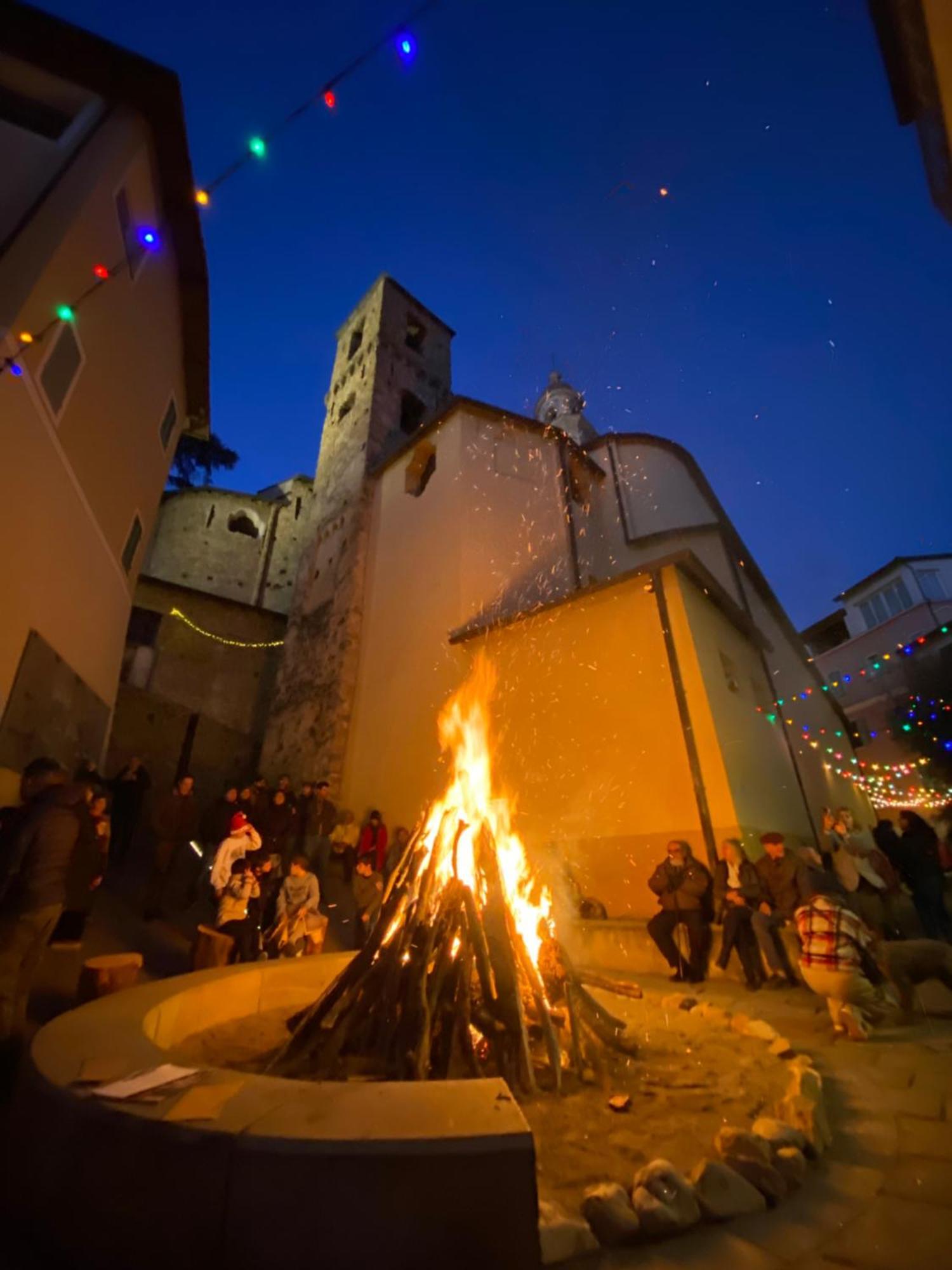 A Ca Du Barba Ge Bed & Breakfast Vallebona Bagian luar foto
