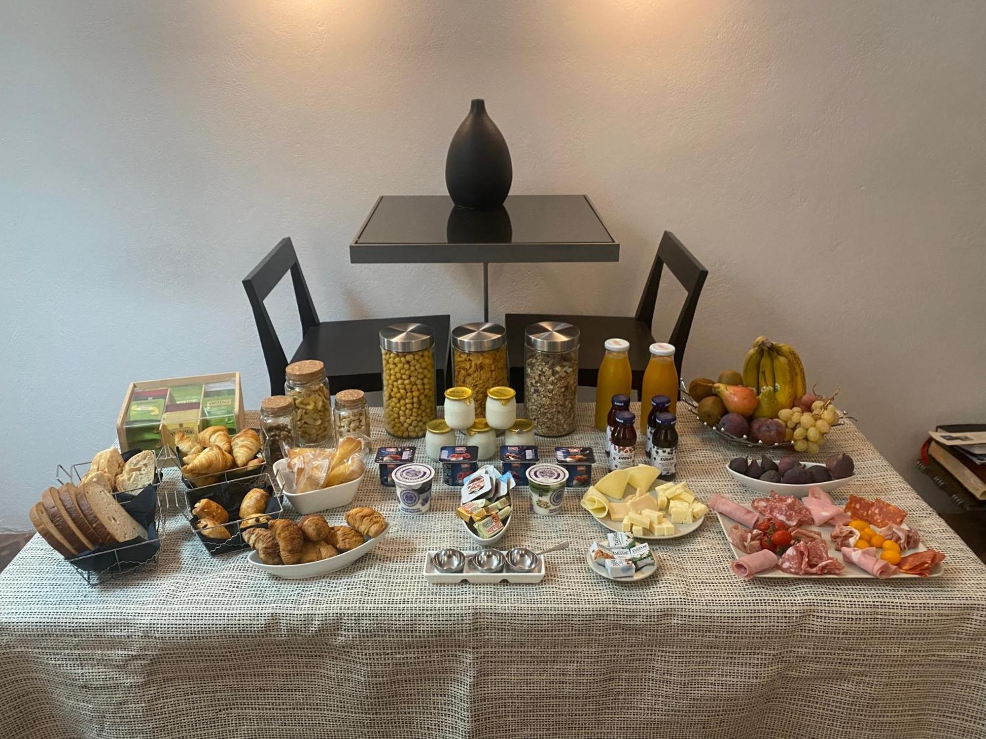 A Ca Du Barba Ge Bed & Breakfast Vallebona Bagian luar foto