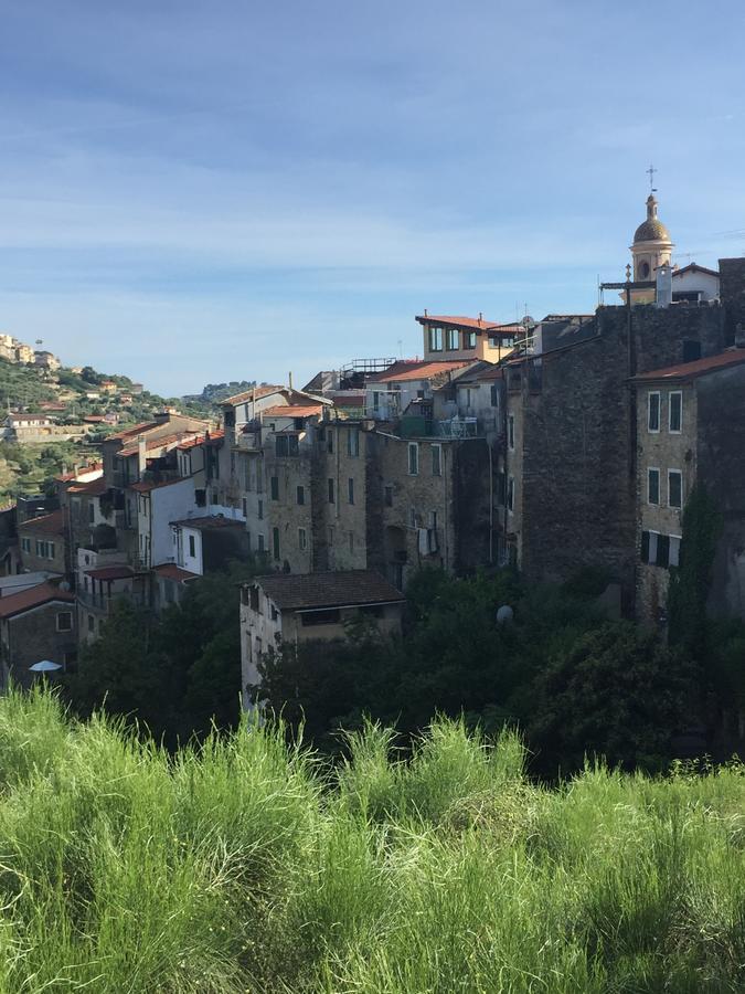 A Ca Du Barba Ge Bed & Breakfast Vallebona Bagian luar foto